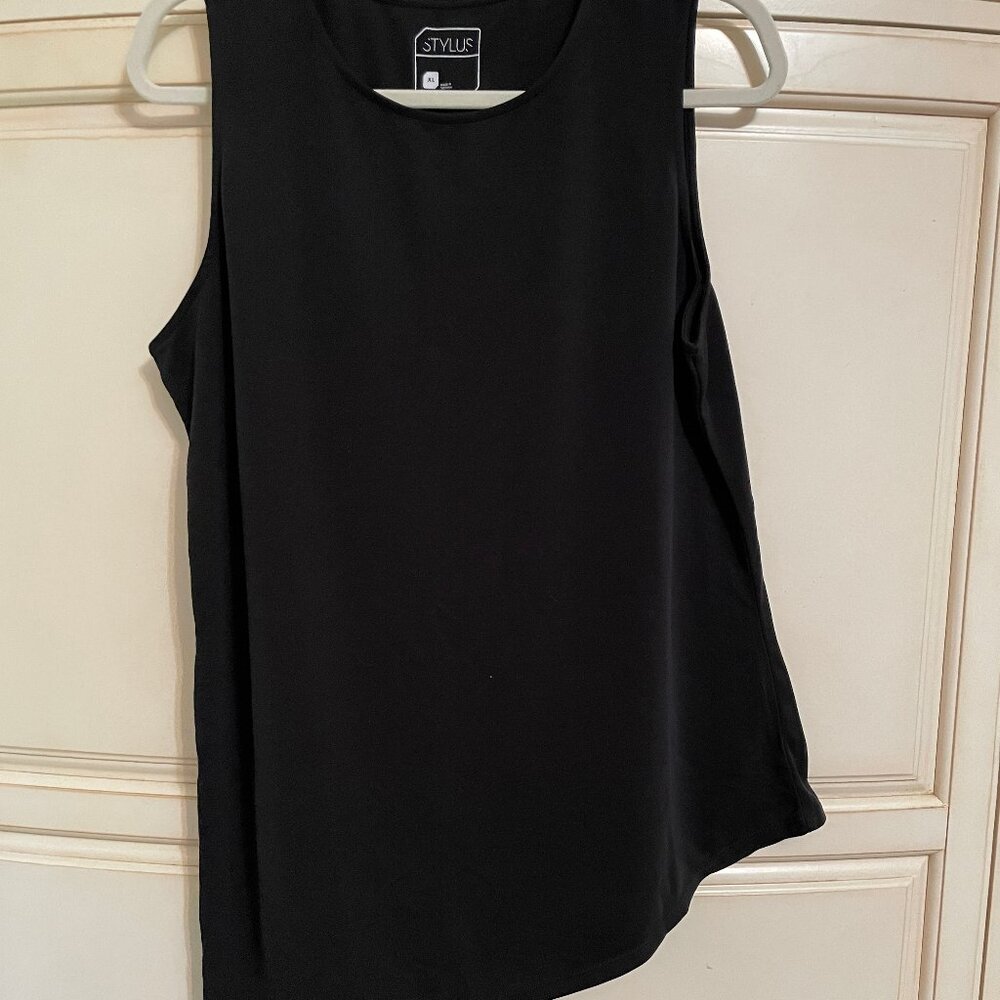 A Symmetrical Tank Top